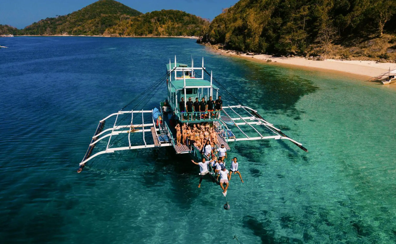 Spedizione El Nido–Coron in Barca: Vale Davvero la Pena?